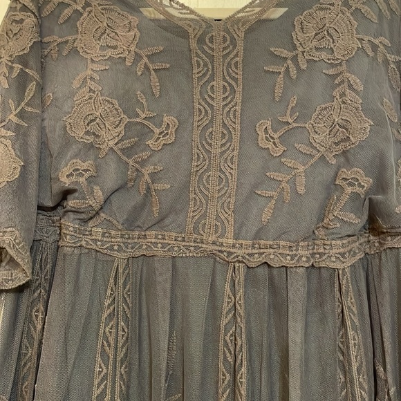 Dusty Blue Short Sleeve Dress - Picture 3 of 4